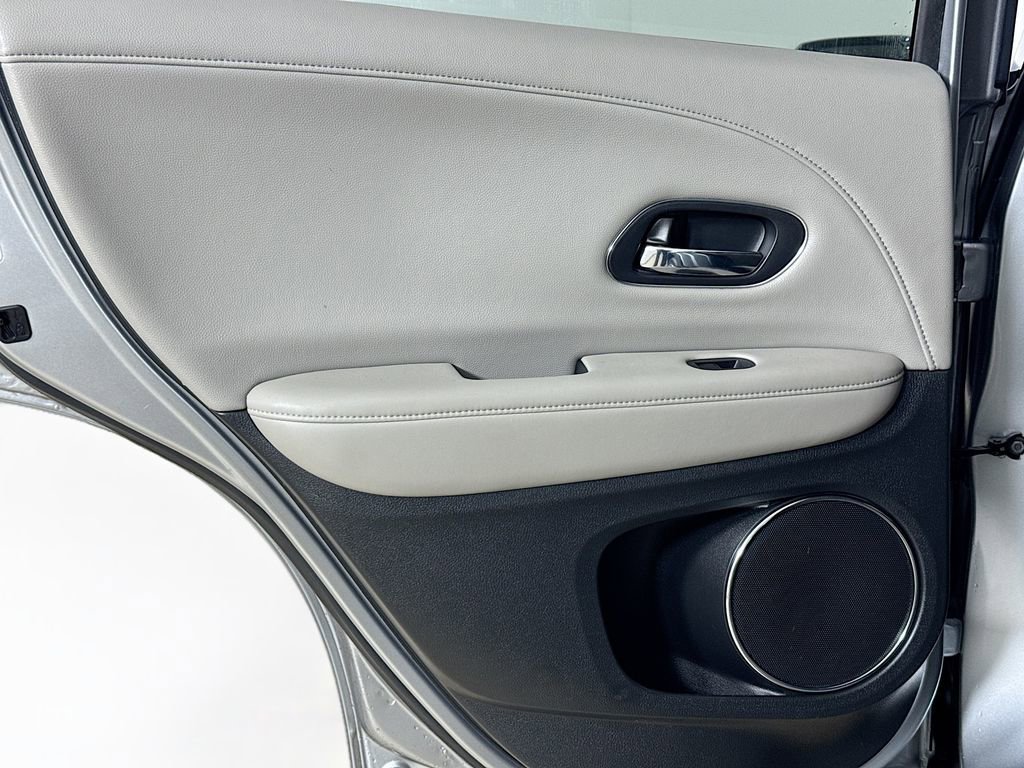 Used 2017 Honda HR-V EX-L image 21