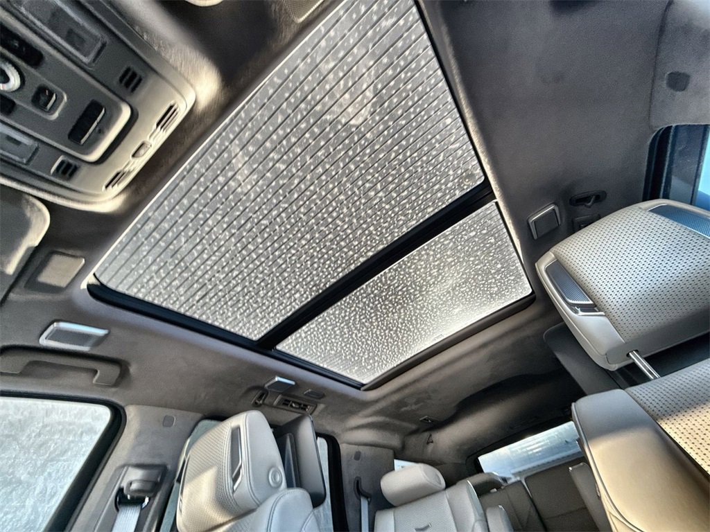 Certified 2023 Cadillac Escalade Sport Platinum image 18