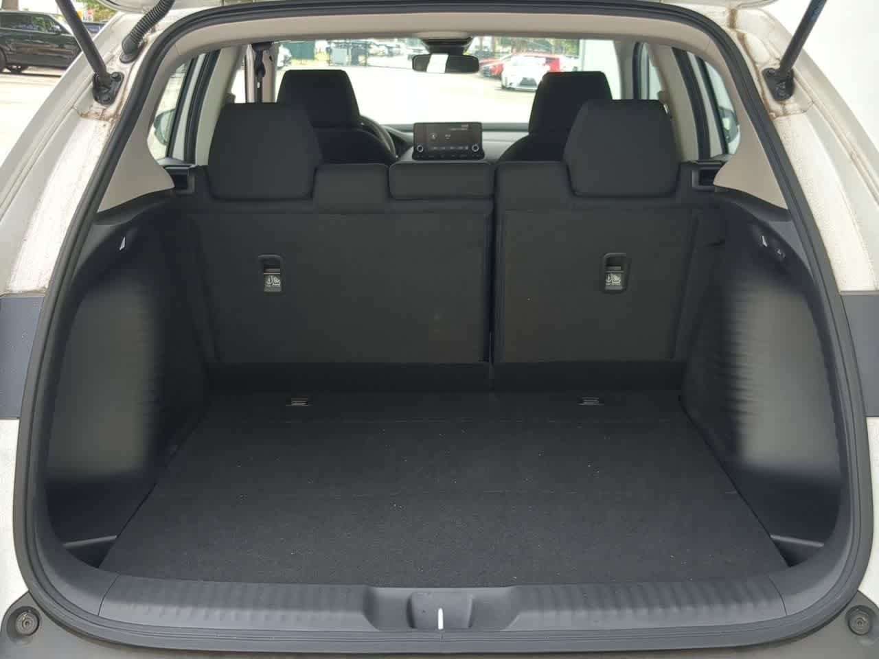 Used 2023 Honda HR-V LX image 31