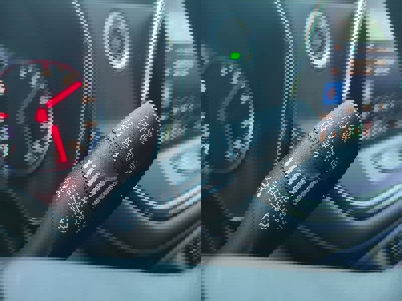 Used 2022 Chevrolet Blazer RS w/ Enhanced Convenience Package image 26