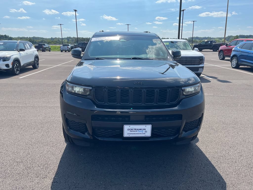 Used 2023 Jeep Grand Cherokee L Laredo AWD/4WD image 8