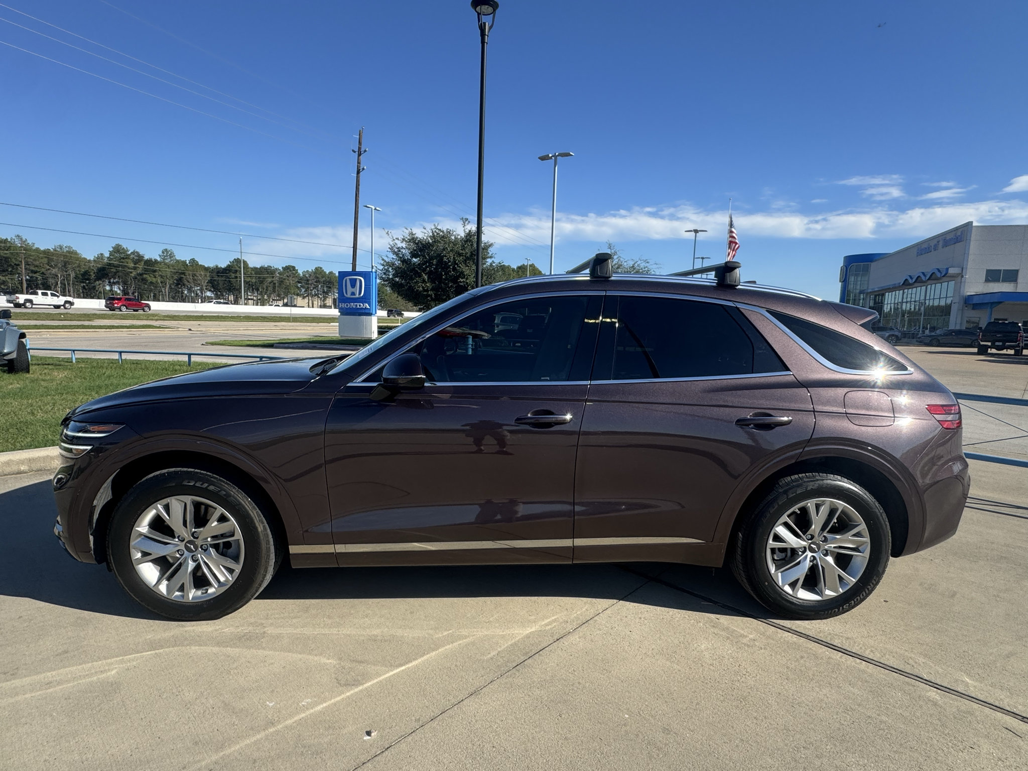 Used 2023 Genesis GV70 2.5T w/ Cargo Package AWD/4WD image 5