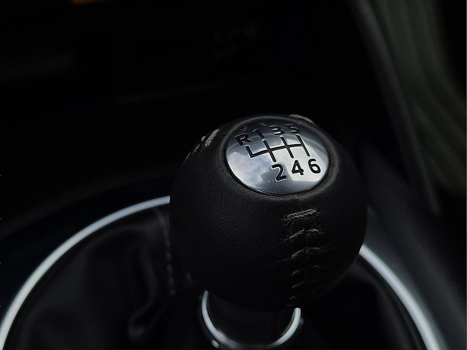 Used 2022 MAZDA MX-5 Miata Grand Touring w/ Weather Package RWD image 15