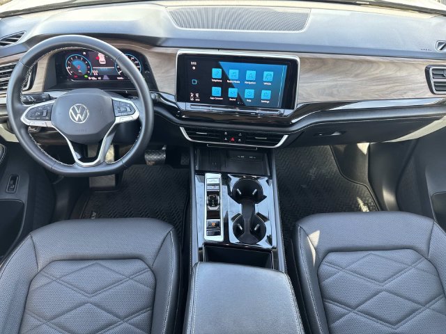 Certified 2025 Volkswagen Atlas SE AWD/4WD image 9