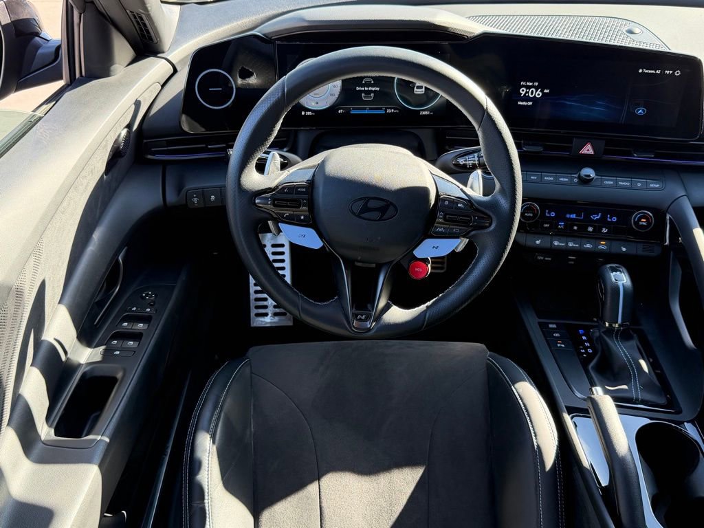Used 2025 Hyundai Elantra N image 17