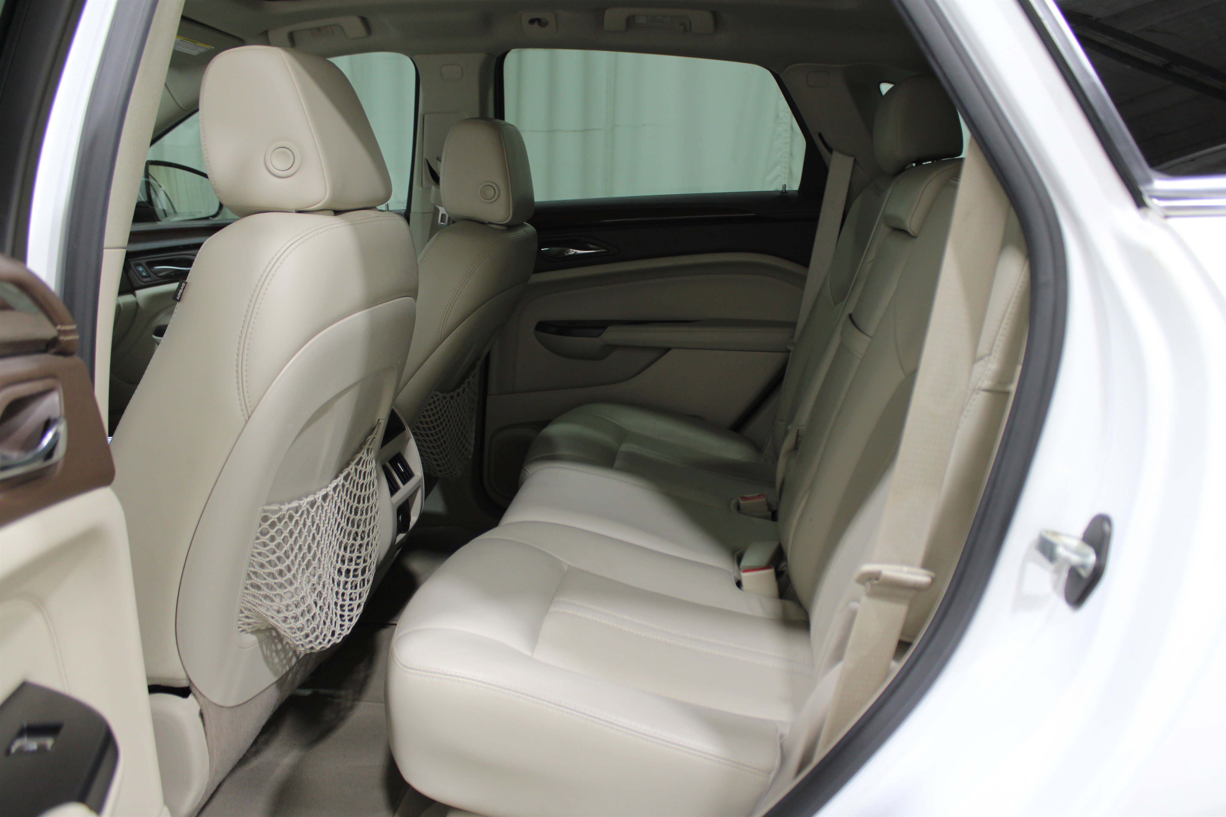 Used 2015 Cadillac SRX Performance w/ Driver Awareness Package image 24