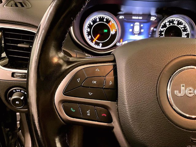 Used 2021 Jeep Cherokee Limited AWD/4WD image 18