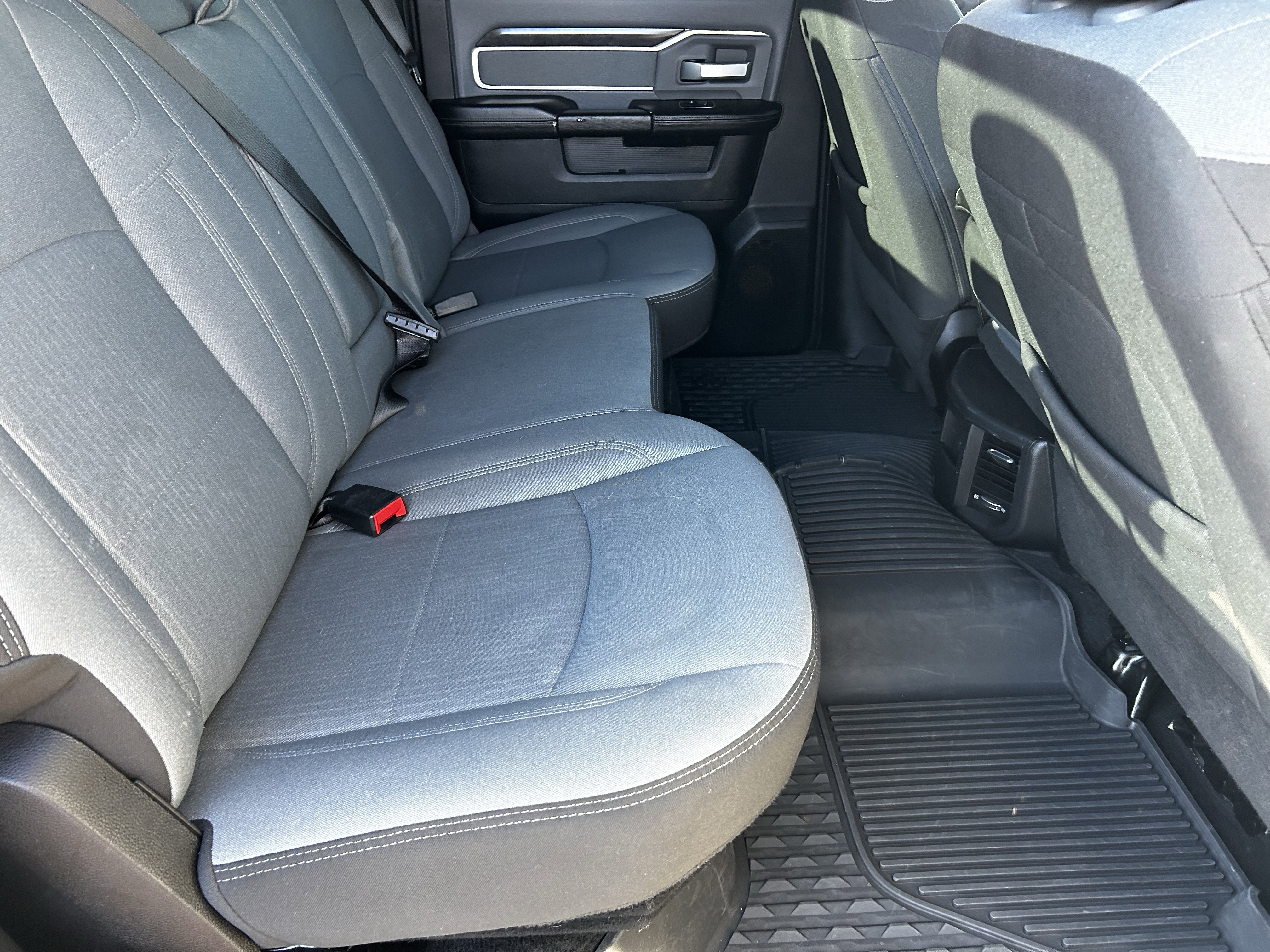 Certified 2023 RAM 2500 Big Horn w/ Level 1 Equipment Group image 12