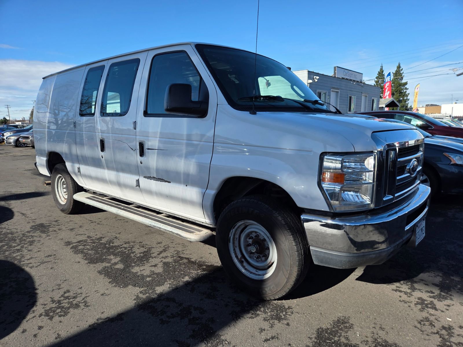 Used 2014 Ford E-250 and Econoline 250 w/ Power Group image 5