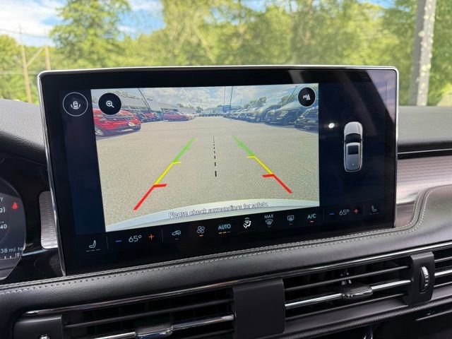 Used 2023 Lincoln Corsair AWD image 32