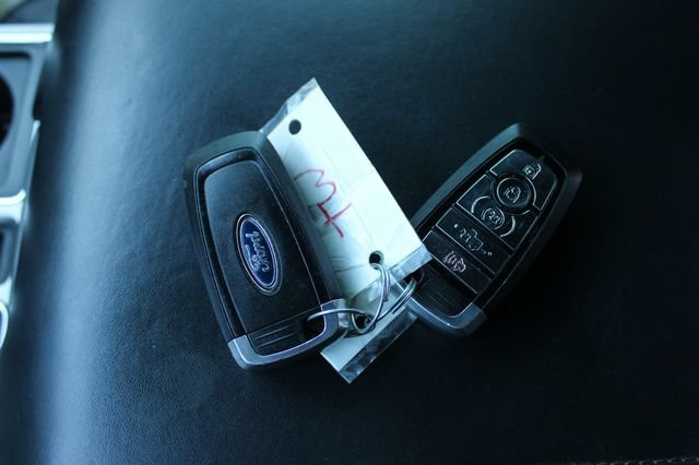Used 2018 Ford F150 Platinum w/ Equipment Group 701A Luxury AWD/4WD image 29
