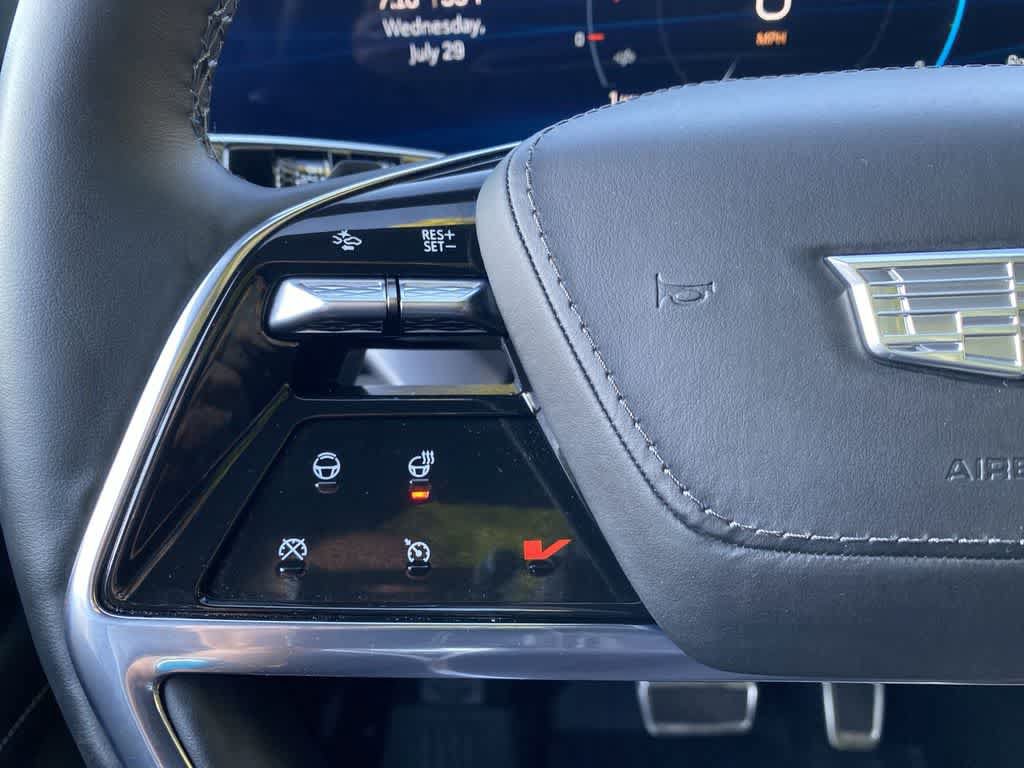 Certified 2026 Cadillac Vistiq Premium Luxury w/ LPO, Floor Liner Package AWD/4WD image 19