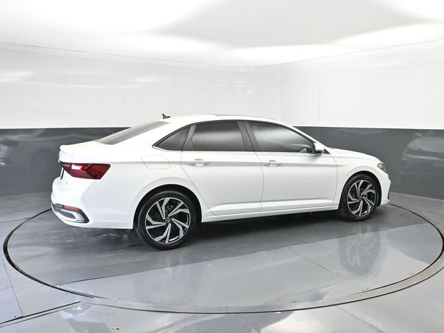 New 2026 Volkswagen Jetta SEL image 15