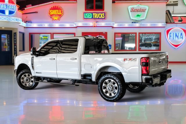 Used 2024 Ford F250 Lariat w/ Lariat Ultimate Package AWD/4WD image 4