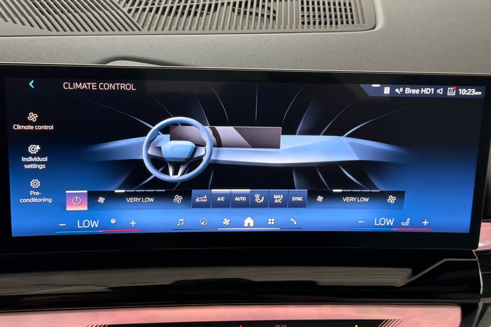 Used 2024 BMW i5 eDrive40i w/ M Sport Package RWD image 20
