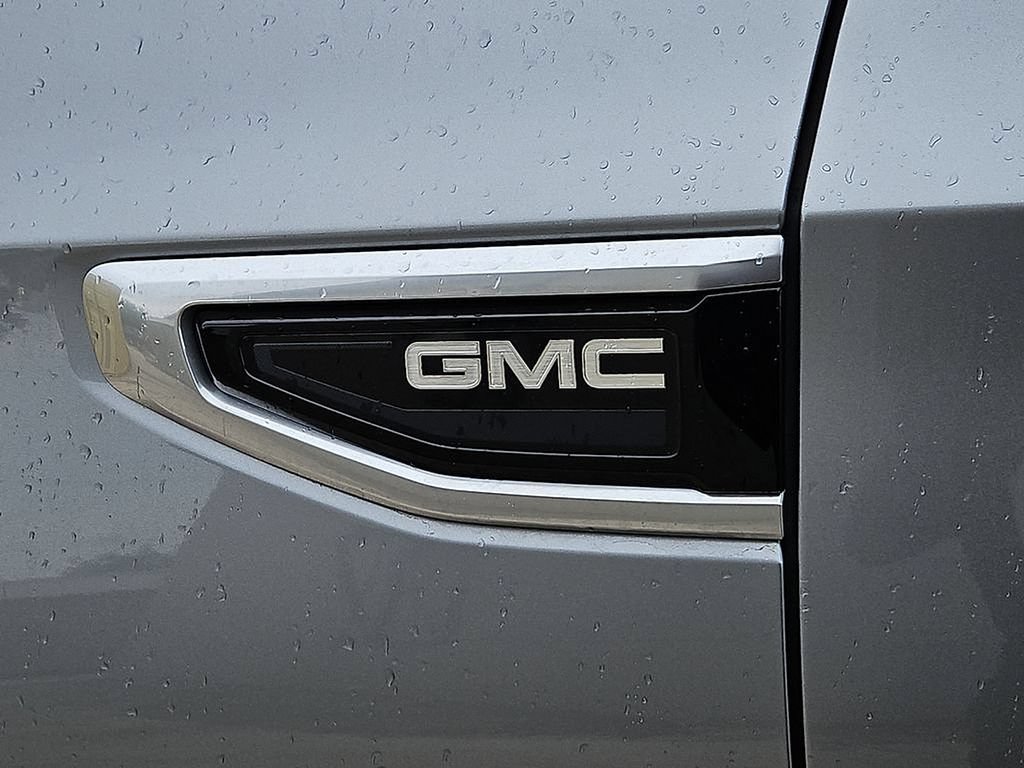Used 2023 GMC Yukon Denali AWD/4WD image 14