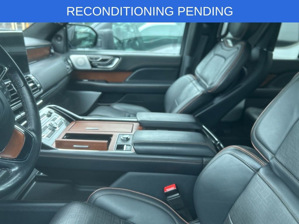 Used 2023 Lincoln Navigator L Black Label AWD/4WD image 8