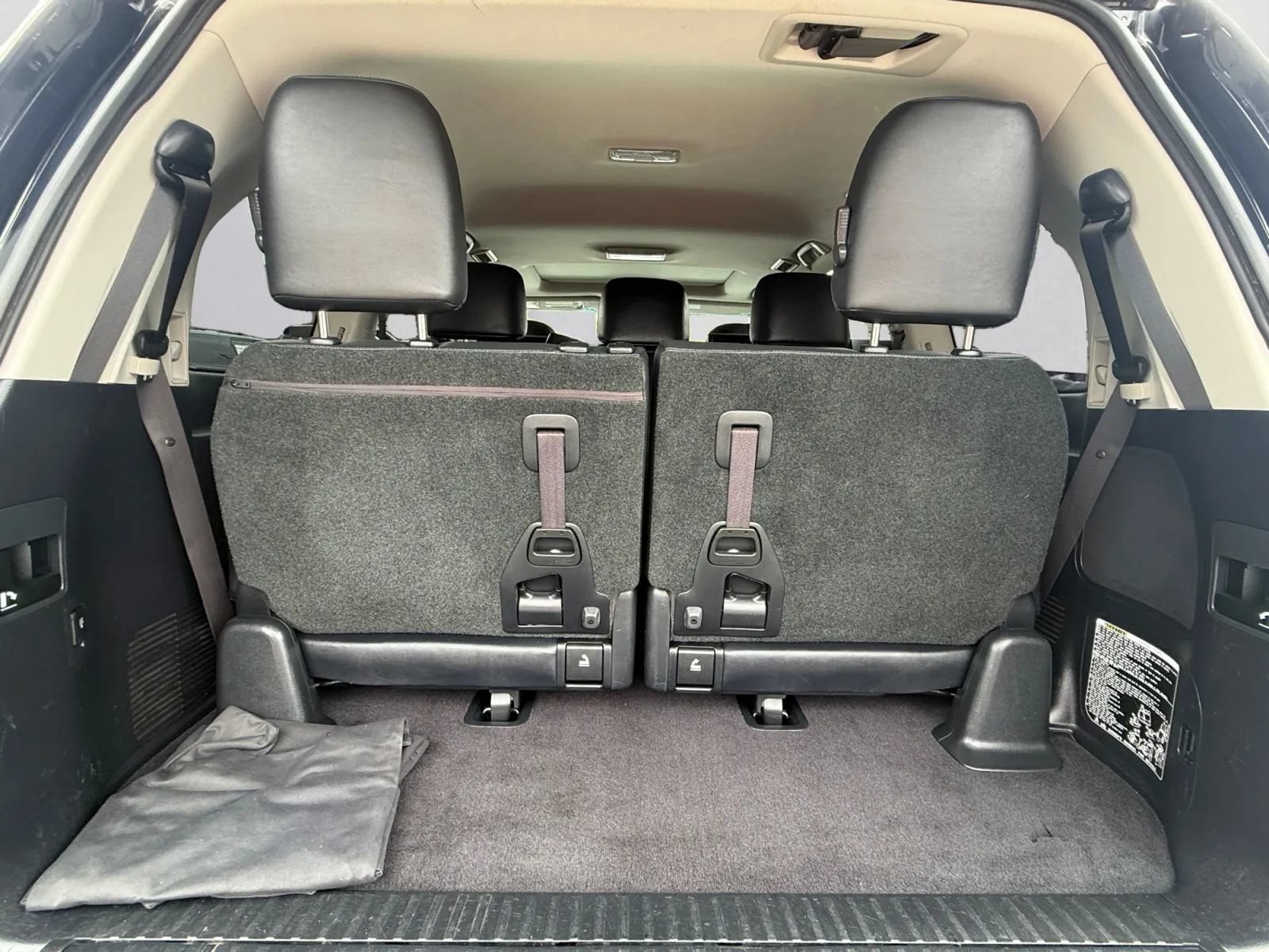 Used 2017 Toyota Land Cruiser AWD/4WD image 29