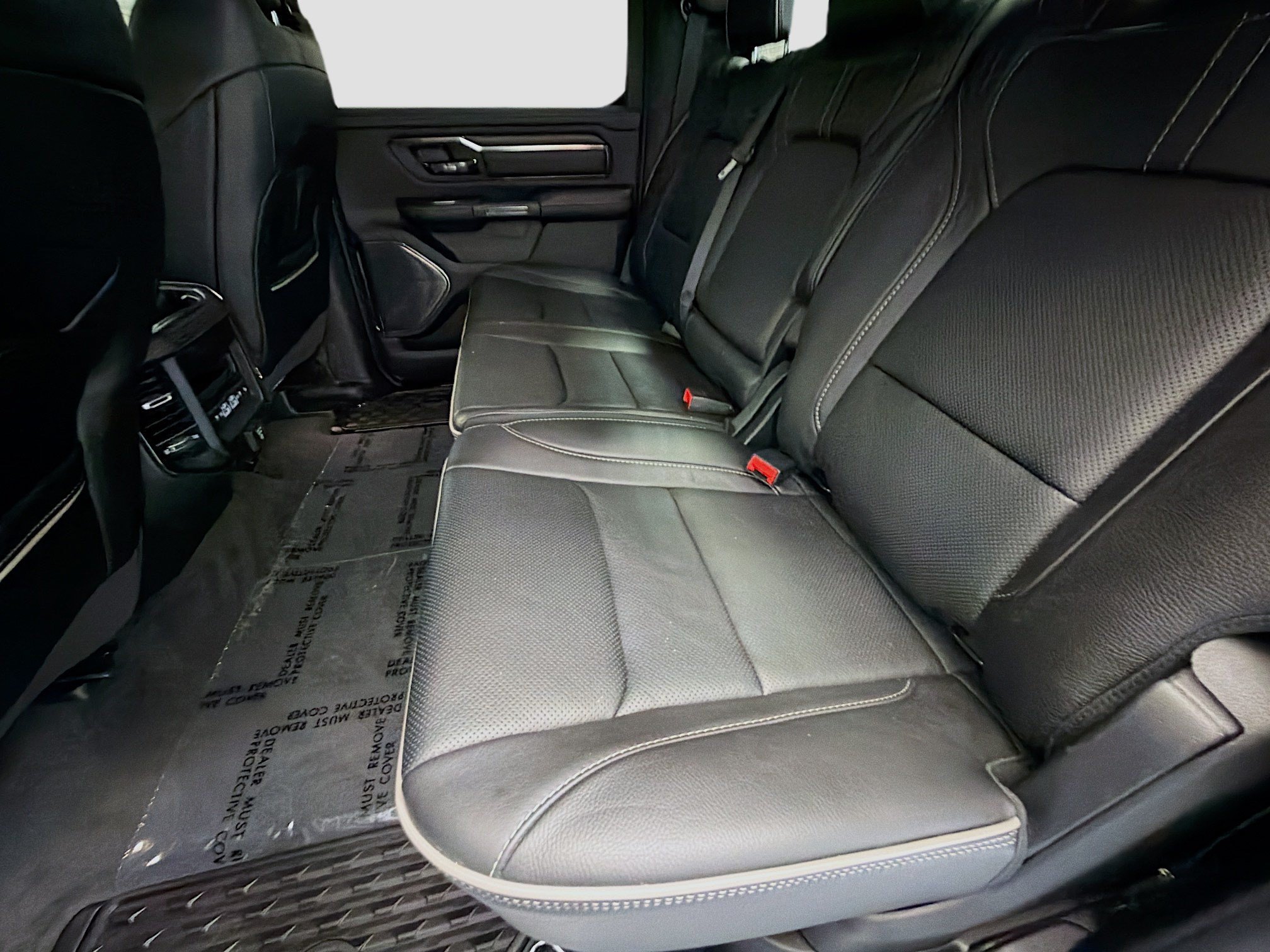 Used 2024 RAM 1500 Limited AWD/4WD image 12