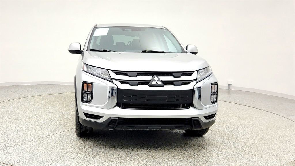 Used 2025 Mitsubishi Outlander Sport AWD image 2