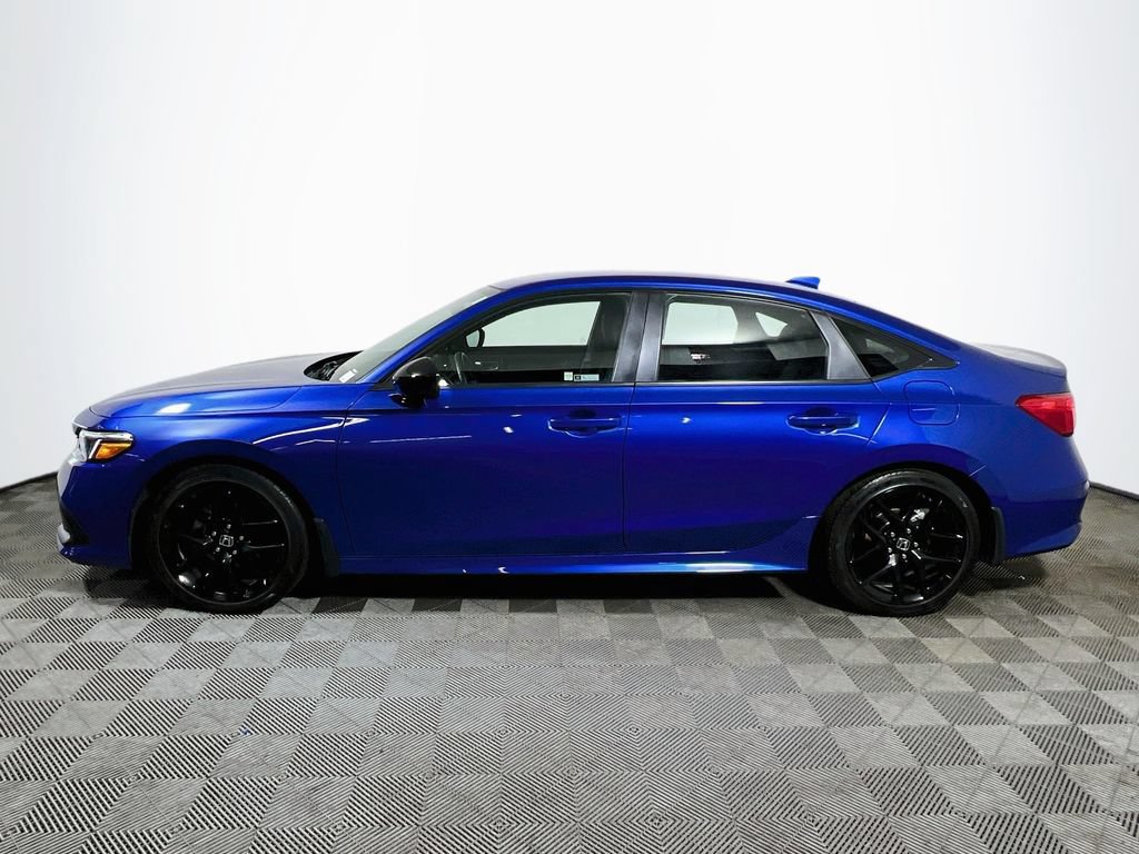 Used 2023 Honda Civic Sport image 4