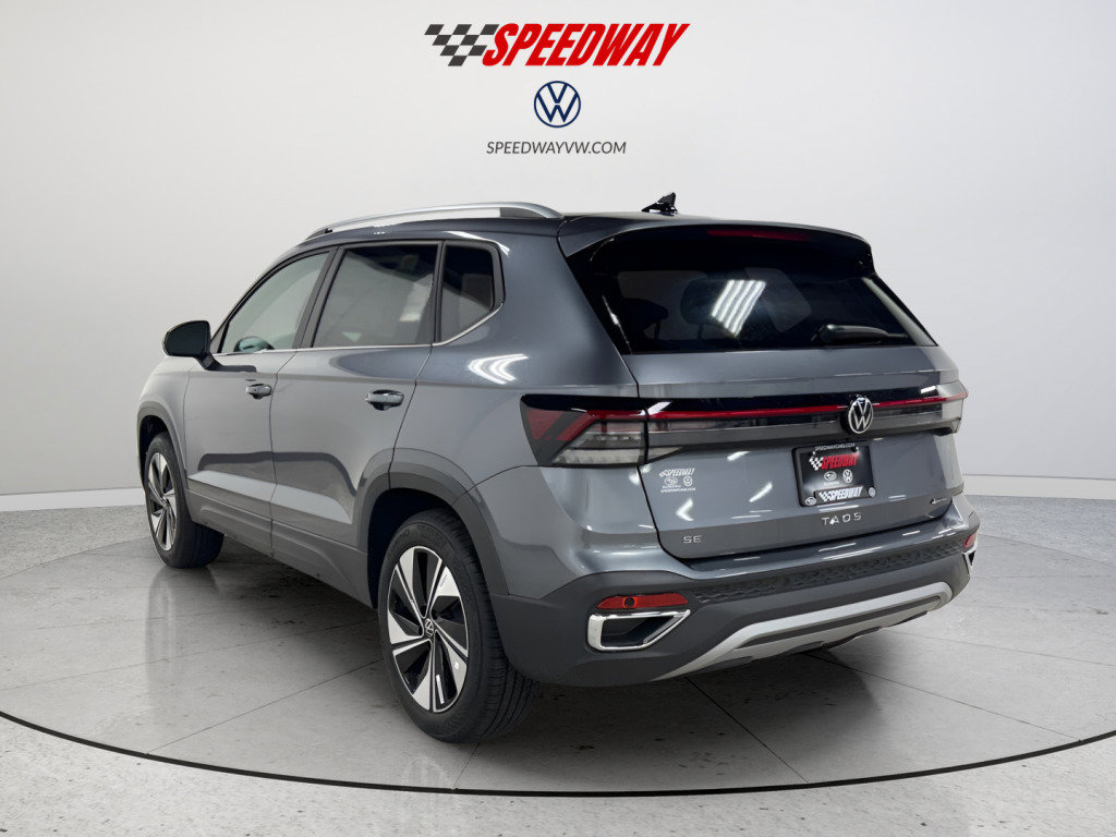 New 2025 Volkswagen Taos SE image 5