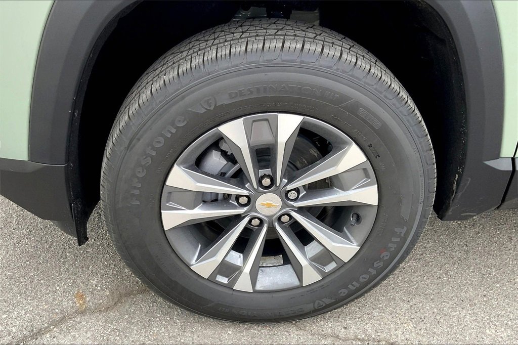 New 2026 Chevrolet Equinox LT image 13