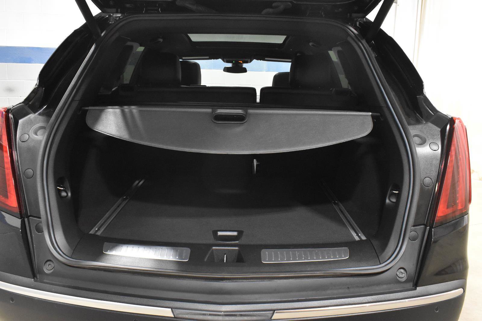 Certified 2023 Cadillac XT5 Premium Luxury w/ LPO, Floor Liner Package FWD image 27