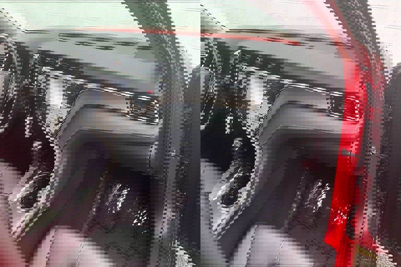 Used 2020 Toyota Camry SE image 21