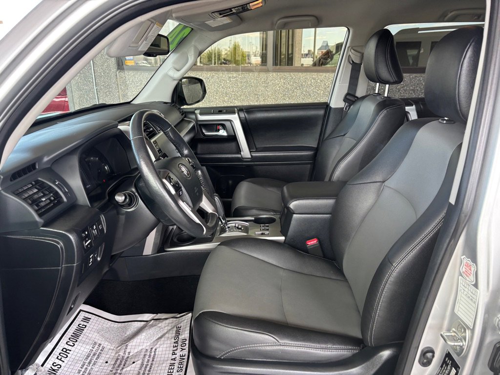 Used 2024 Toyota 4Runner SR5 Premium image 5