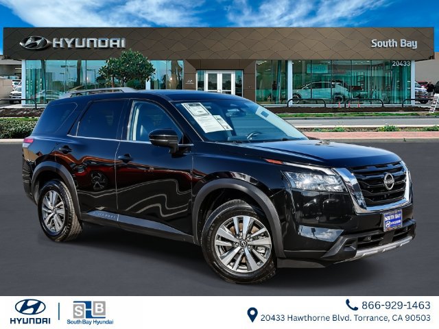 Used 2025 Nissan Pathfinder SL