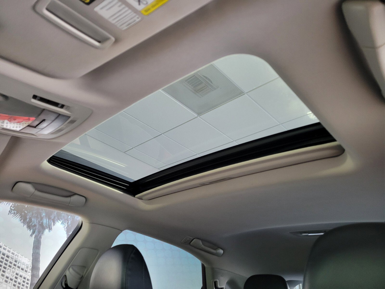 Used 2014 Lexus RX 450h FWD image 12