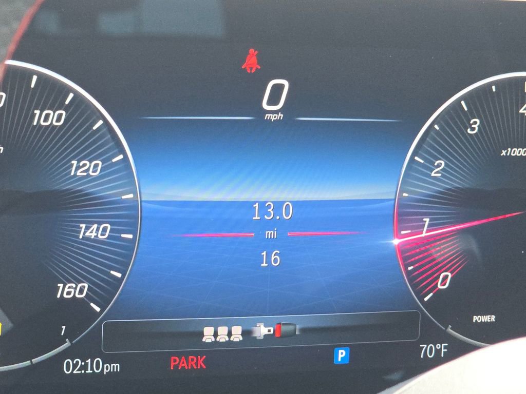 New 2026 Mercedes-Benz GLB 250 4MATIC image 26