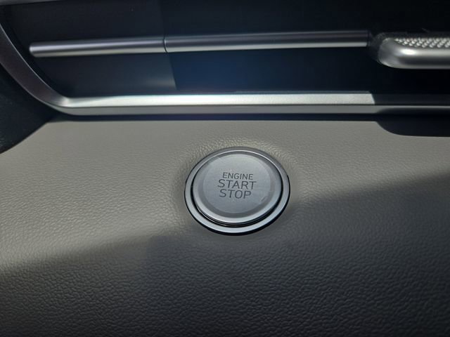 New 2025 Hyundai Elantra Blue image 11