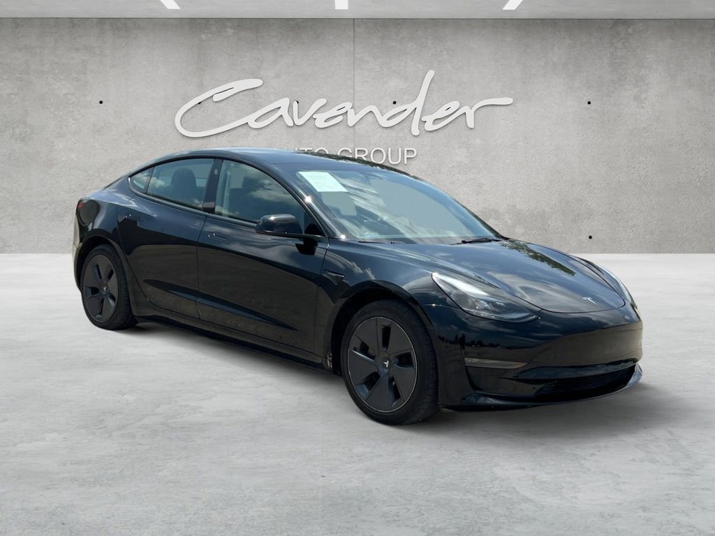 Used 2023 Tesla Model 3 Standard Range RWD image 2