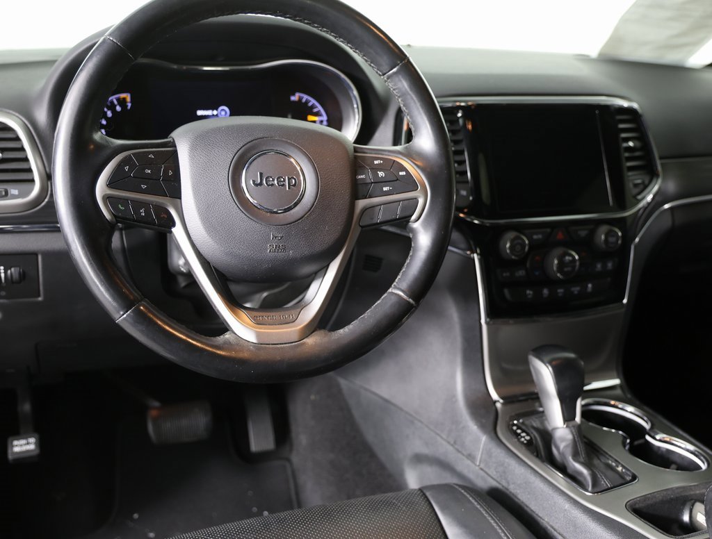 Used 2020 Jeep Grand Cherokee Limited w/ Luxury Group II image 11