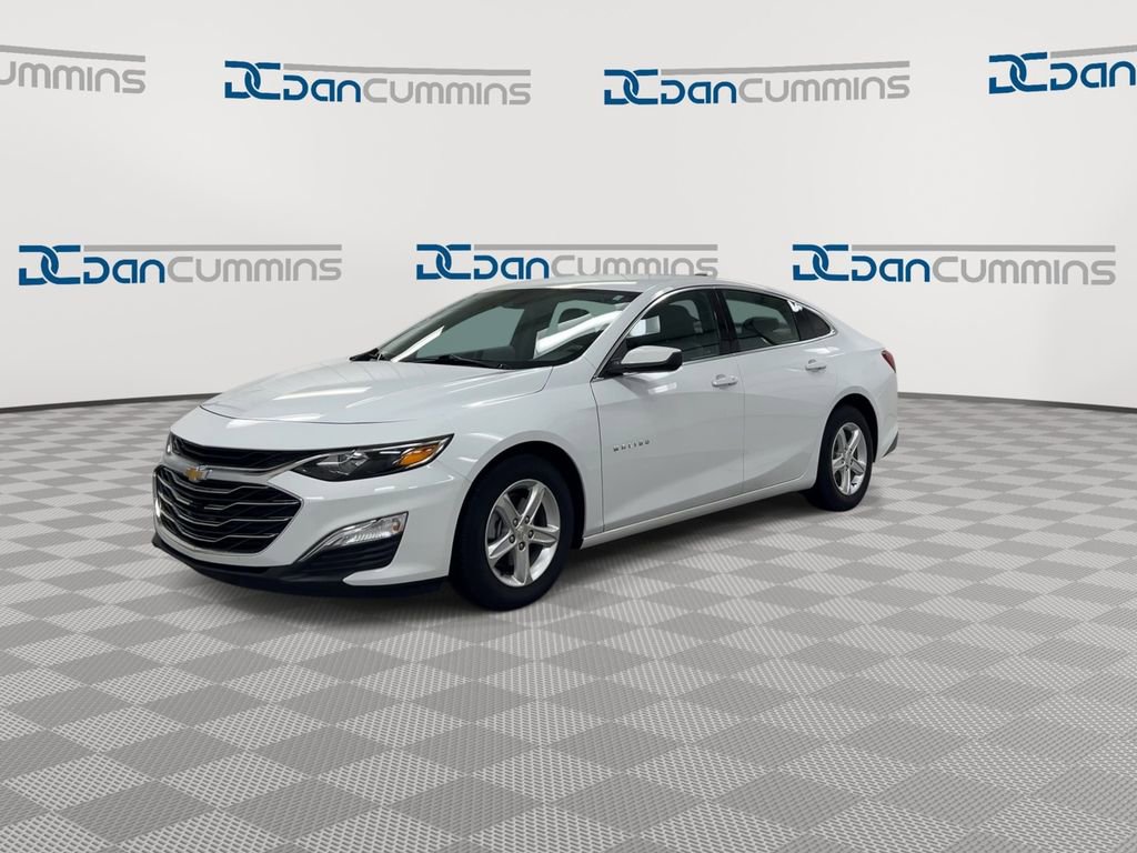 Used 2022 Chevrolet Malibu LS w/ Driver Confidence Package II FWD image 4