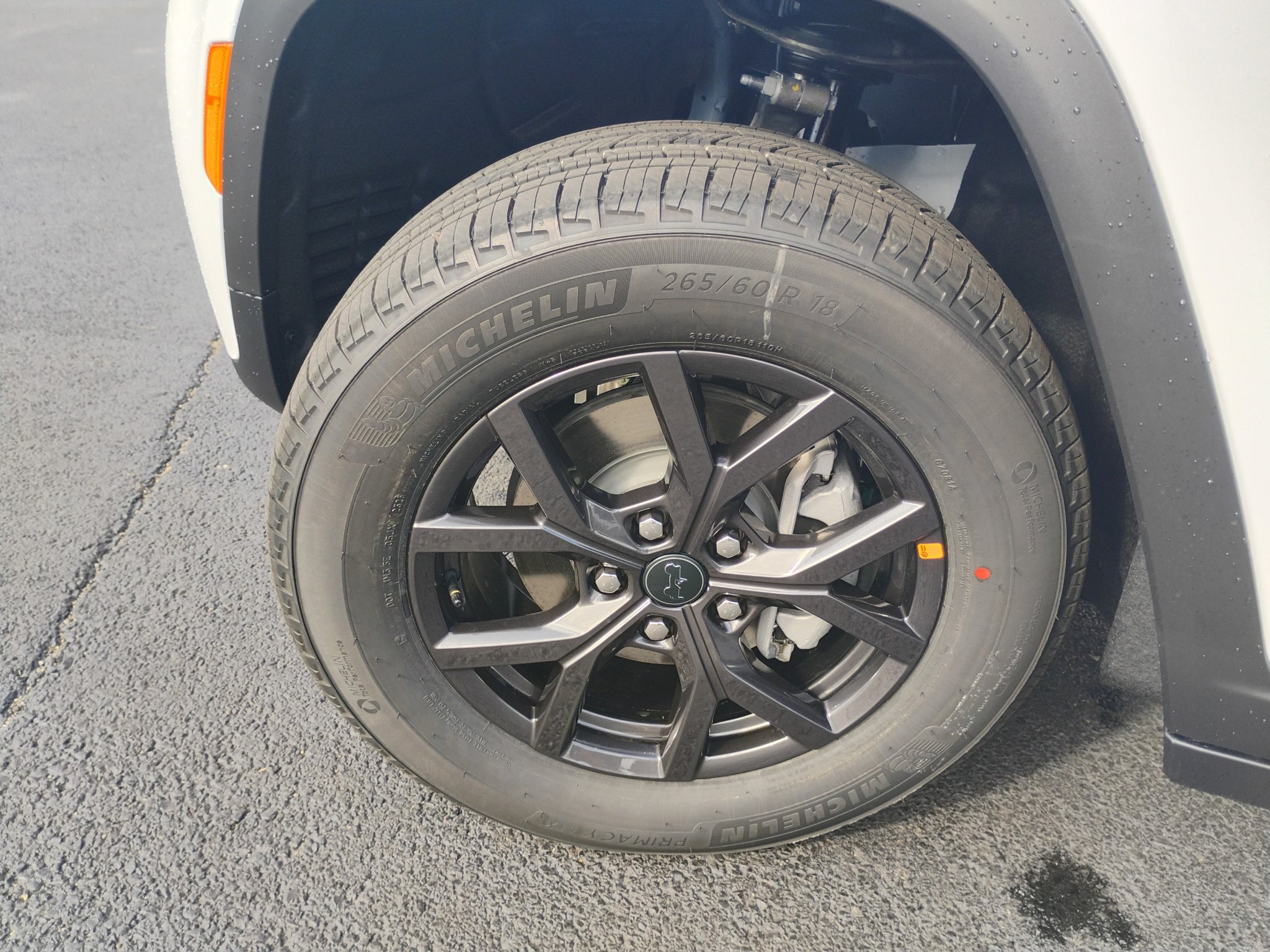 New 2027 Jeep Grand Cherokee Altitude AWD/4WD image 9