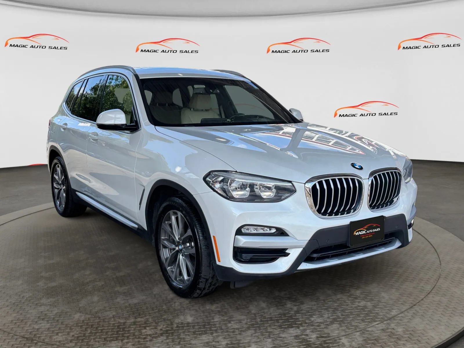 Used 2018 BMW X3 xDrive30i AWD/4WD image 5