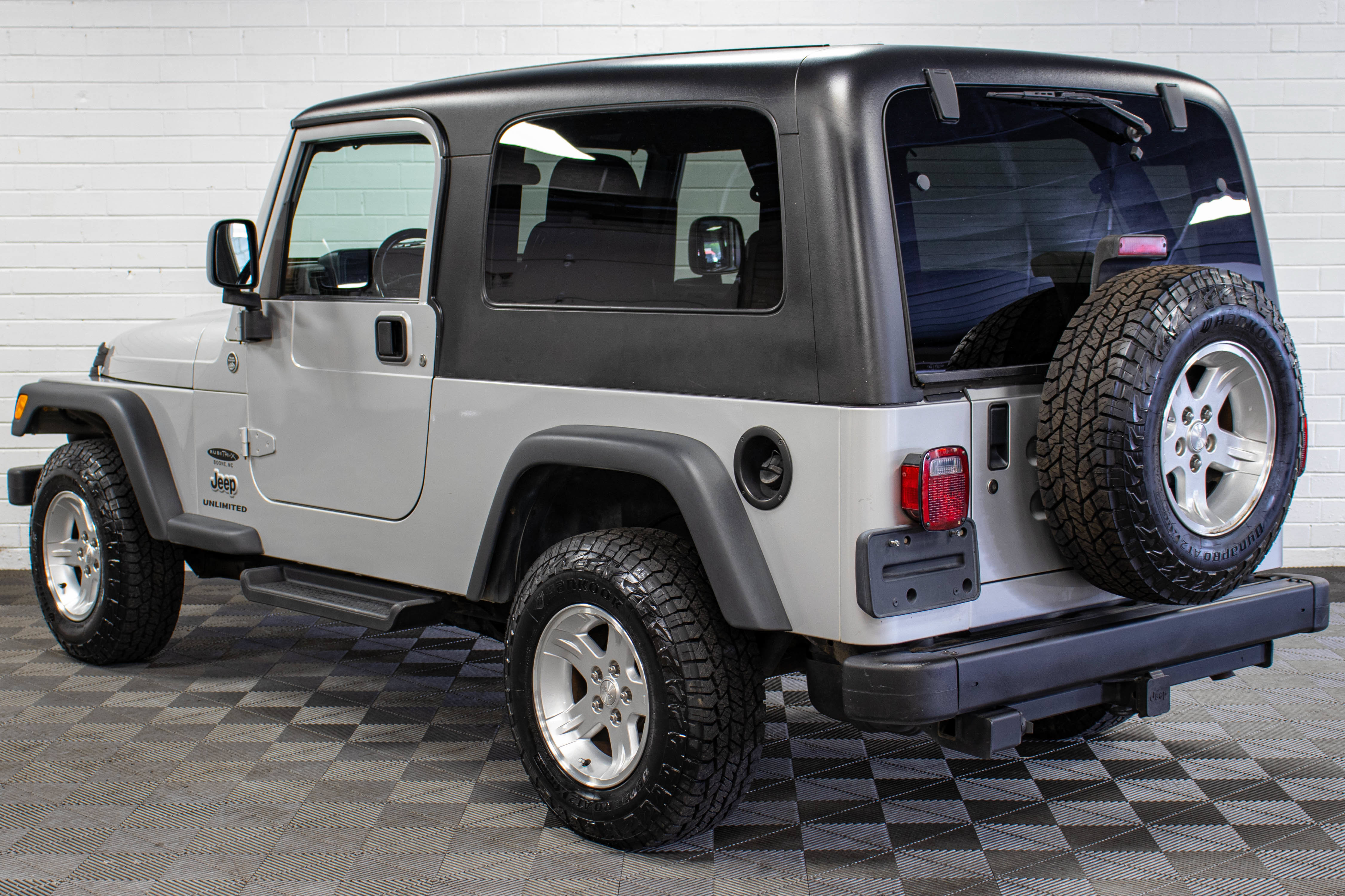 Used 2006 Jeep Wrangler Unlimited AWD/4WD image 5