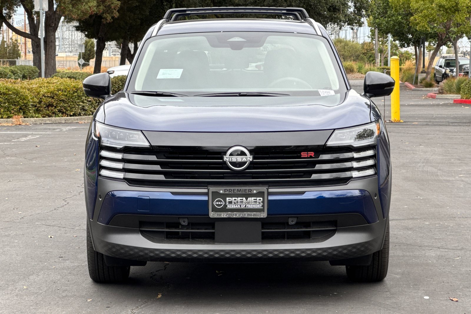 New 2026 Nissan Kicks SR w/ Cold Weather Package image 6