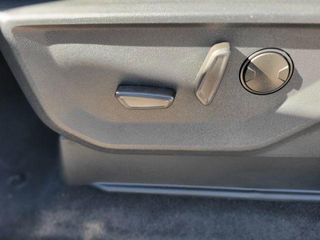 New 2025 Ford F150 Lariat w/ Equipment Group 501A Mid image 11