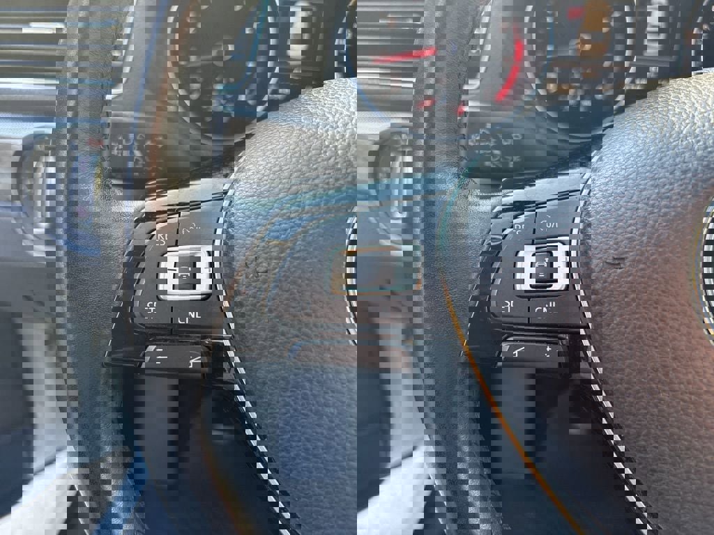 Used 2017 Volkswagen Passat 3.6 SEL Premium image 24