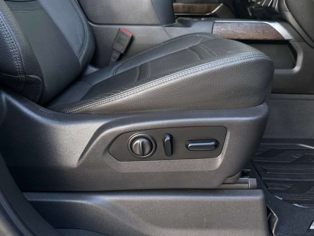 Used 2019 GMC Sierra 1500 Denali w/ Denali Ultimate Package AWD/4WD image 48