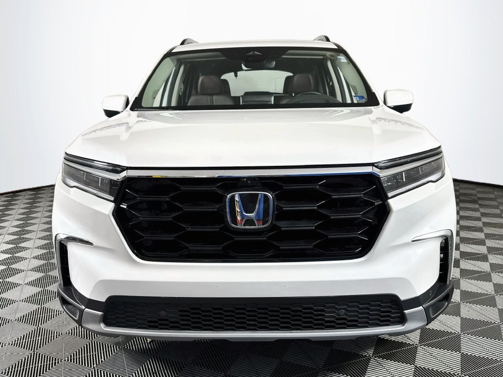 Used 2024 Honda Pilot Elite image 2