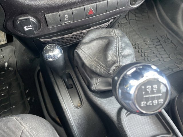 Used 2017 Jeep Wrangler Unlimited Sport w/ Dual Top Group image 24