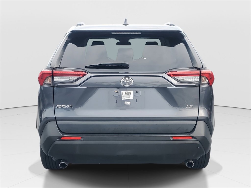 Used 2019 Toyota RAV4 LE image 7
