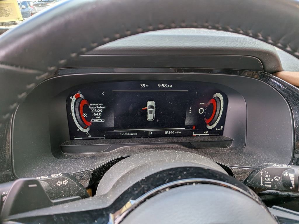 Used 2022 Nissan Pathfinder Platinum w/ Lighting Package (N92) image 10