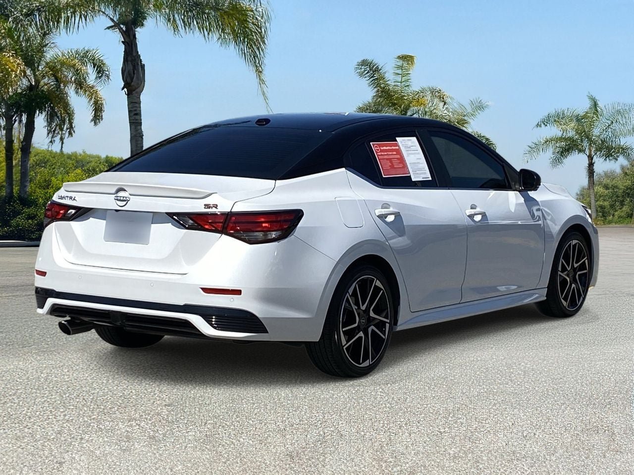 Certified 2025 Nissan Sentra SR w/ SR Premium Package FWD image 5