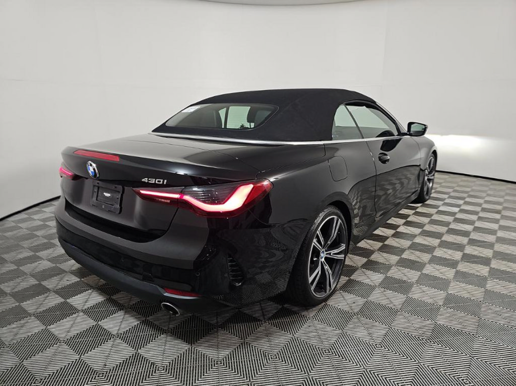 Used 2023 BMW 430i Convertible w/ Convenience Package RWD image 2